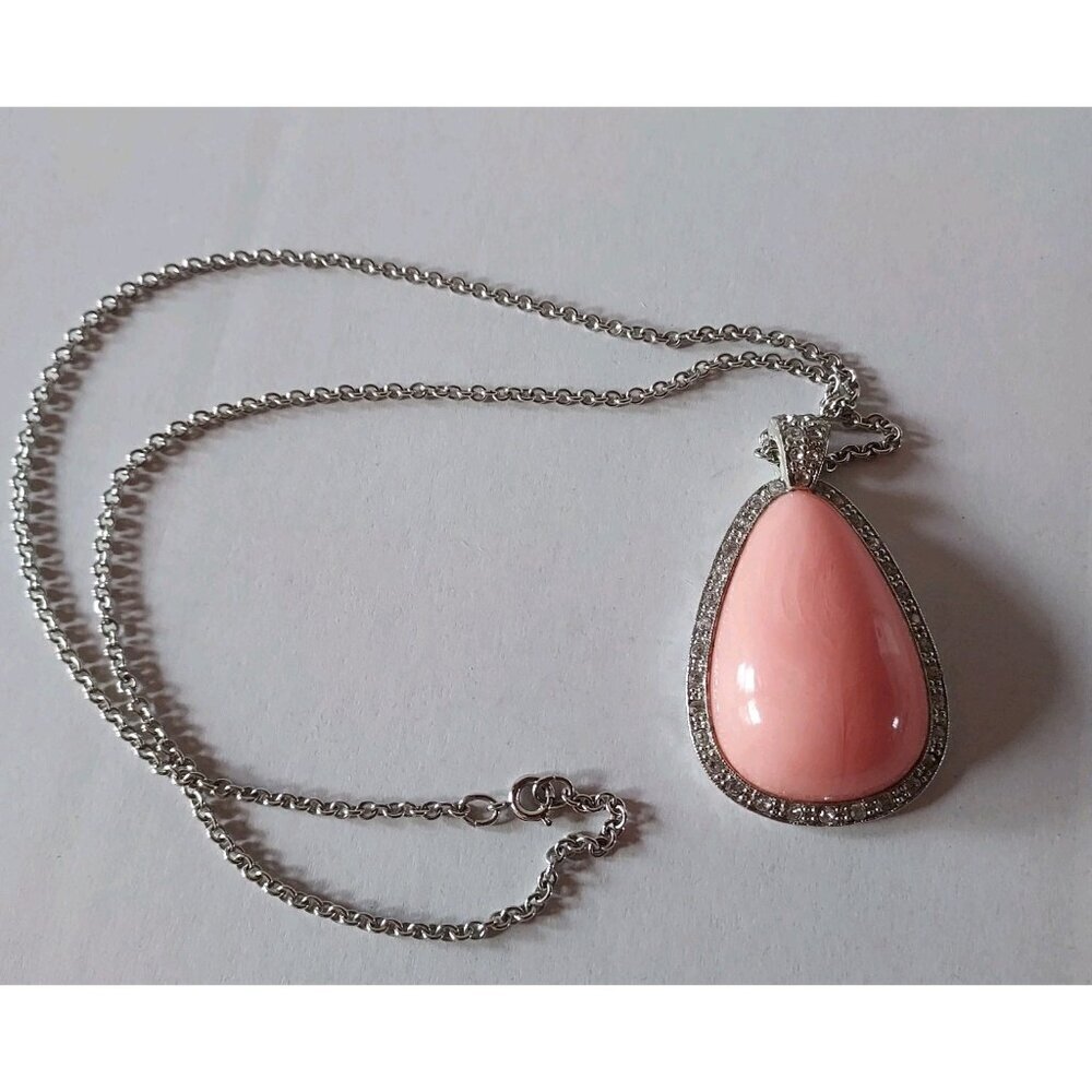 Vintage 1970's Avon Faux Coral Pink TearDrop Rhinestone Pendant Necklace Chain - Picture 1 of 9
